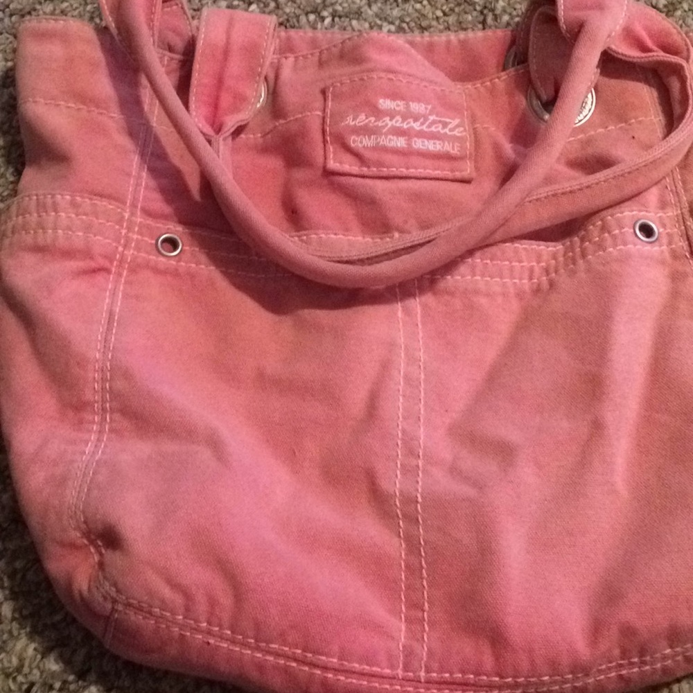 Aero handbag